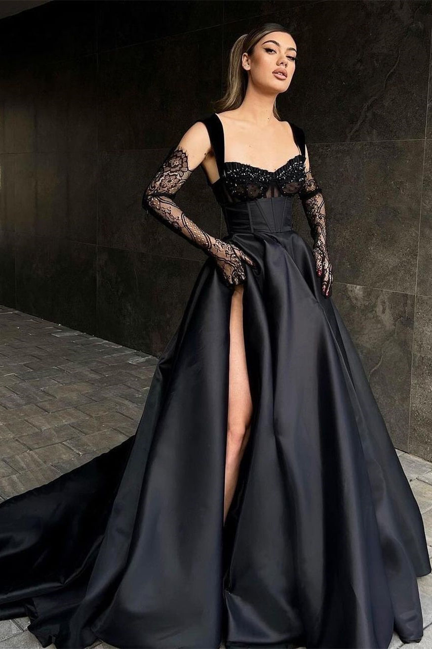 Designer Long Black A-line Lace Sleeveless Prom Dress Featuring a Chic Slit