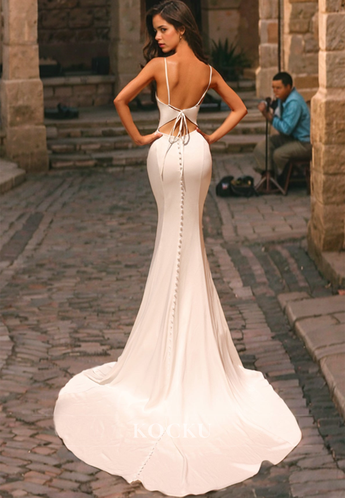 V-Neck Mermaid Spaghetti Straps Sleeveless Satin Bridal Gowns with Sweep Train Wedding Dress