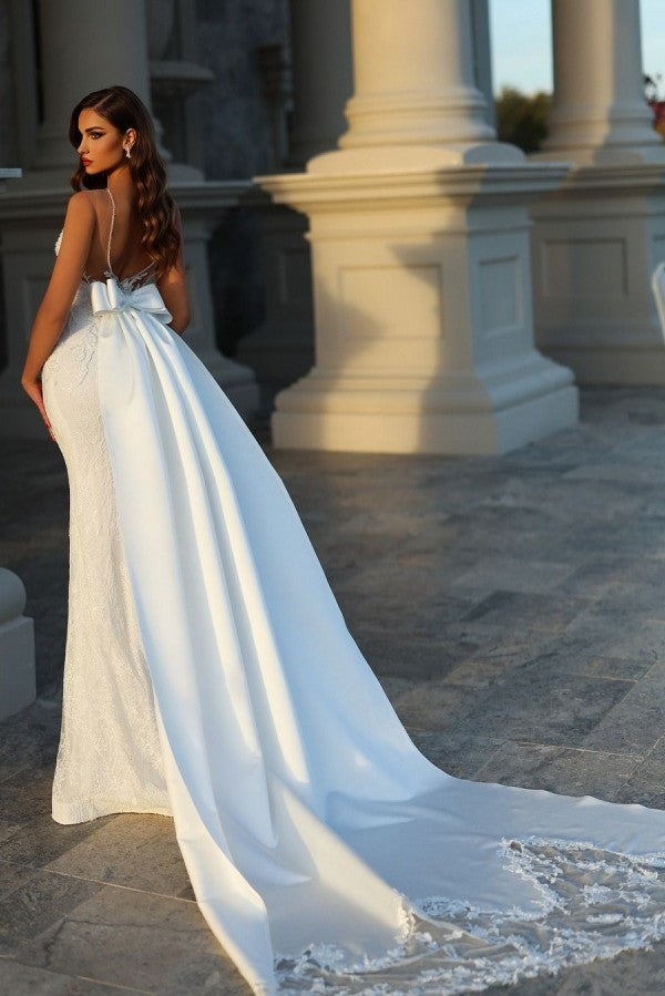 Elegant Long Mermaid Sleeveless Wedding Dress with Lace