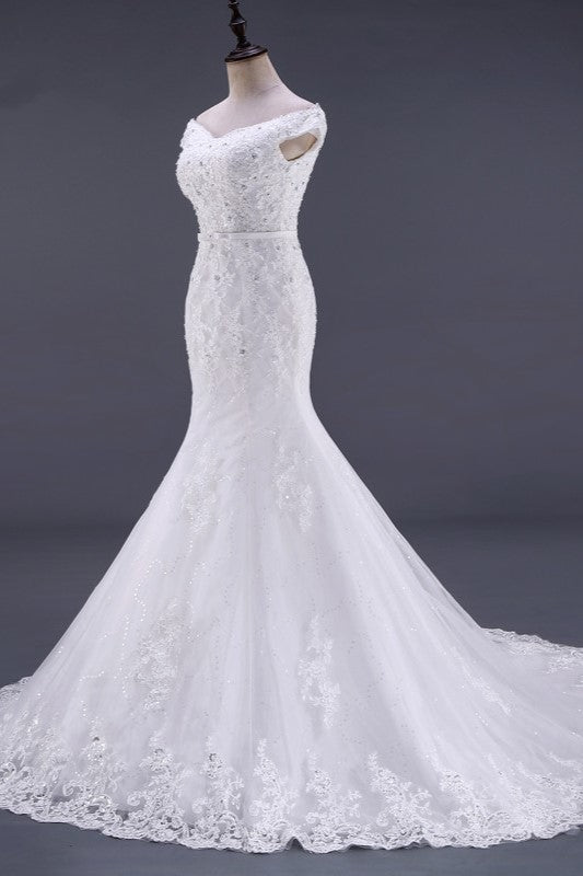 Elegant Mermaid Off-the-Shoulder White Wedding Dress Sweetheart Sleeveless Lace Appliques Bridal Gowns with Rhinestones