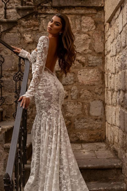 Elegant Sweetheart Long Sleeves Mermaid Lace Bridal Gown