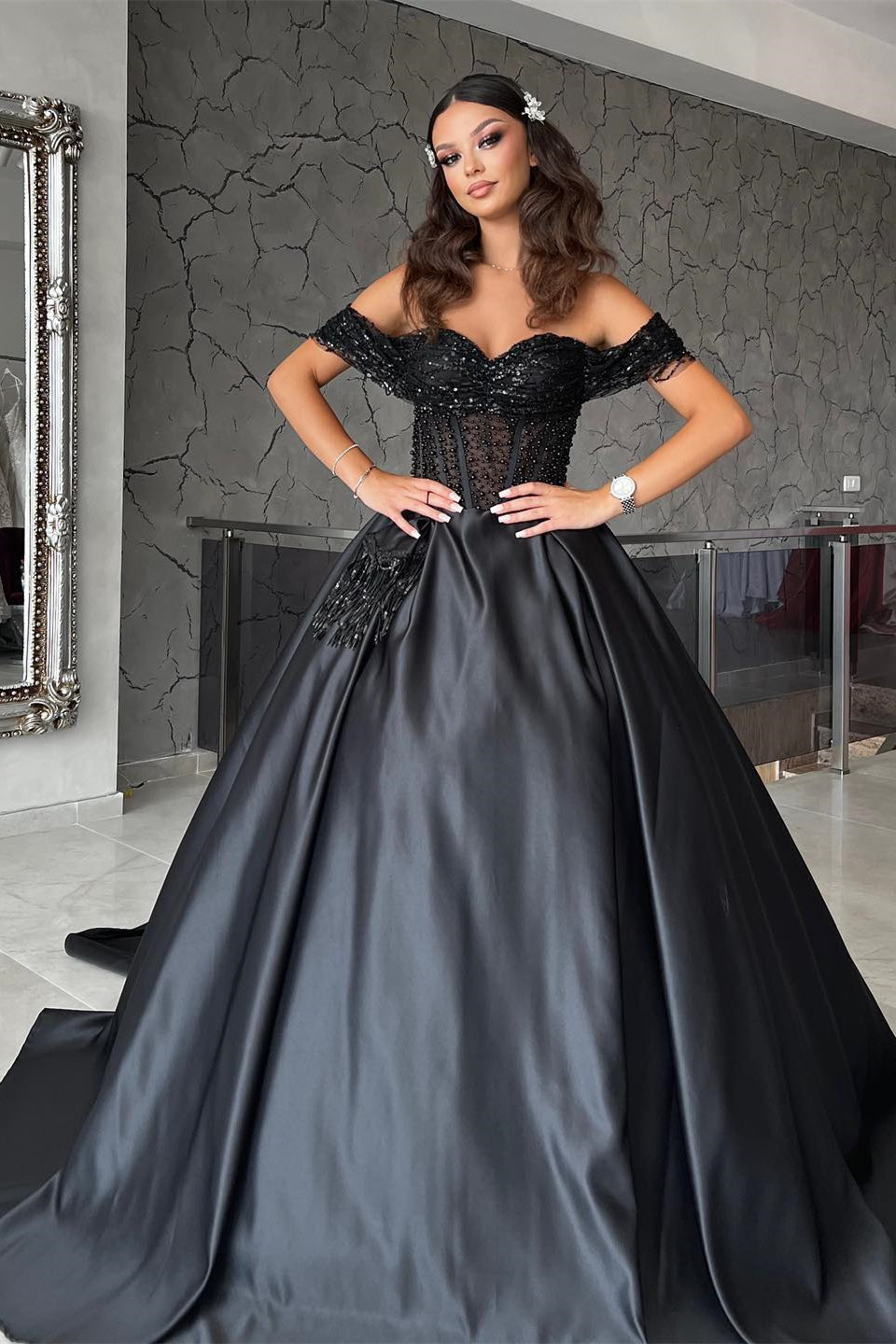 Elegant Sweetheart Off-the-Shoulder Black Prom Dresses with Beads