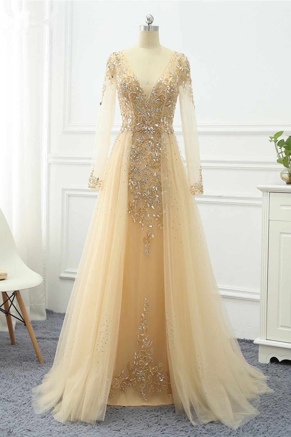 Elegant V-Neck Long Sleeves Appliques Beadings Prom Dresses with Overskirt