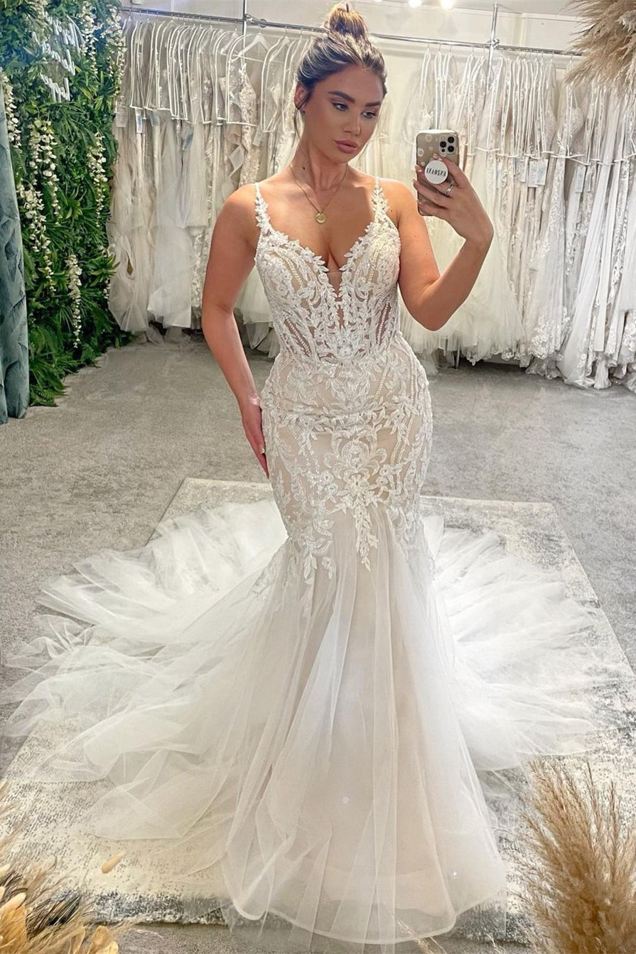 Elegant V-Neck Spaghetti Straps Sleeveless Mermaid Wedding Dress