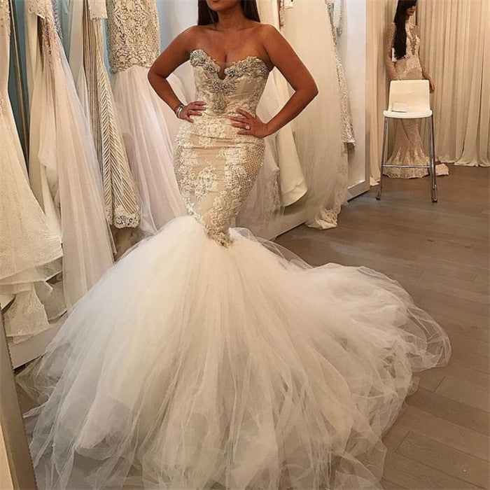 Glamorous Fit and Flare Tulle Wholesale Wedding Dresses Lace Sweetheart Crystal Bridal Gowns