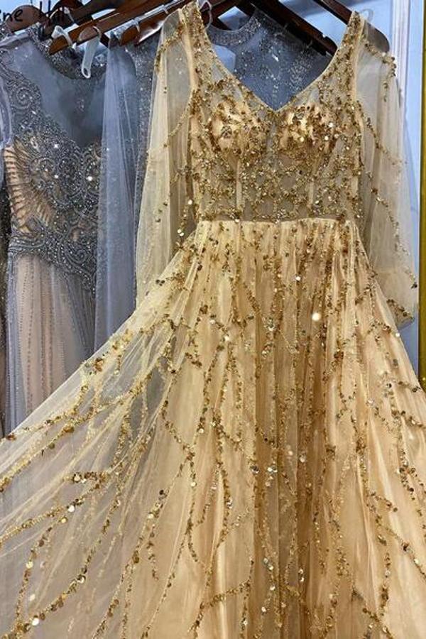 Gold Long Sleeves Prom Dress V-Neck With Sequins Appliques