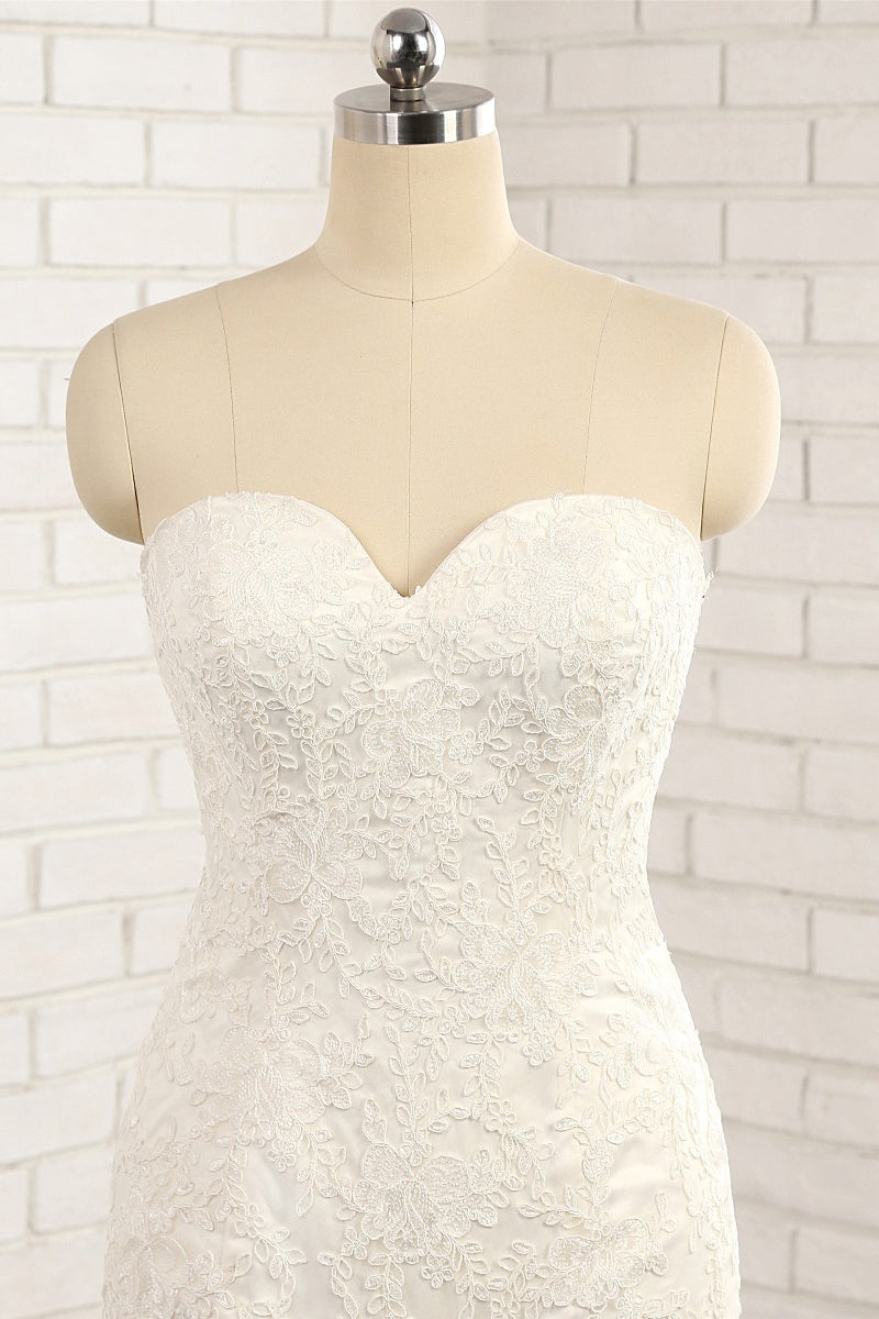 Gorgeous Strapless Sleeveless Lace Tulle Wedding Dress Sweetheart Appliques Mermaid Bridal Gowns