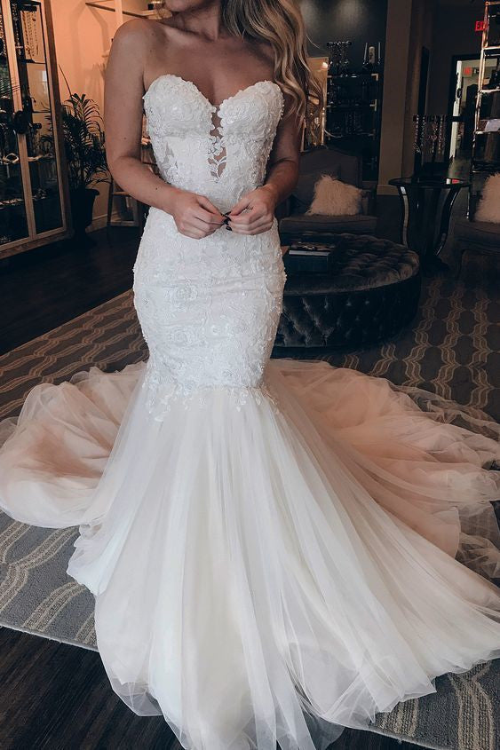 Gorgeous Sweetheart Lace Wedding Dress Mermaid Tulle Skirt