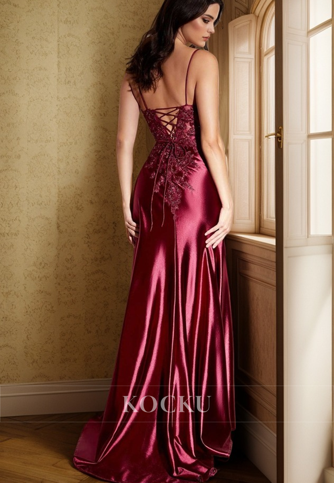 L1053 - Sheath/Column V-Neck Straps Satin Appliques Sleeveless Prom Dress