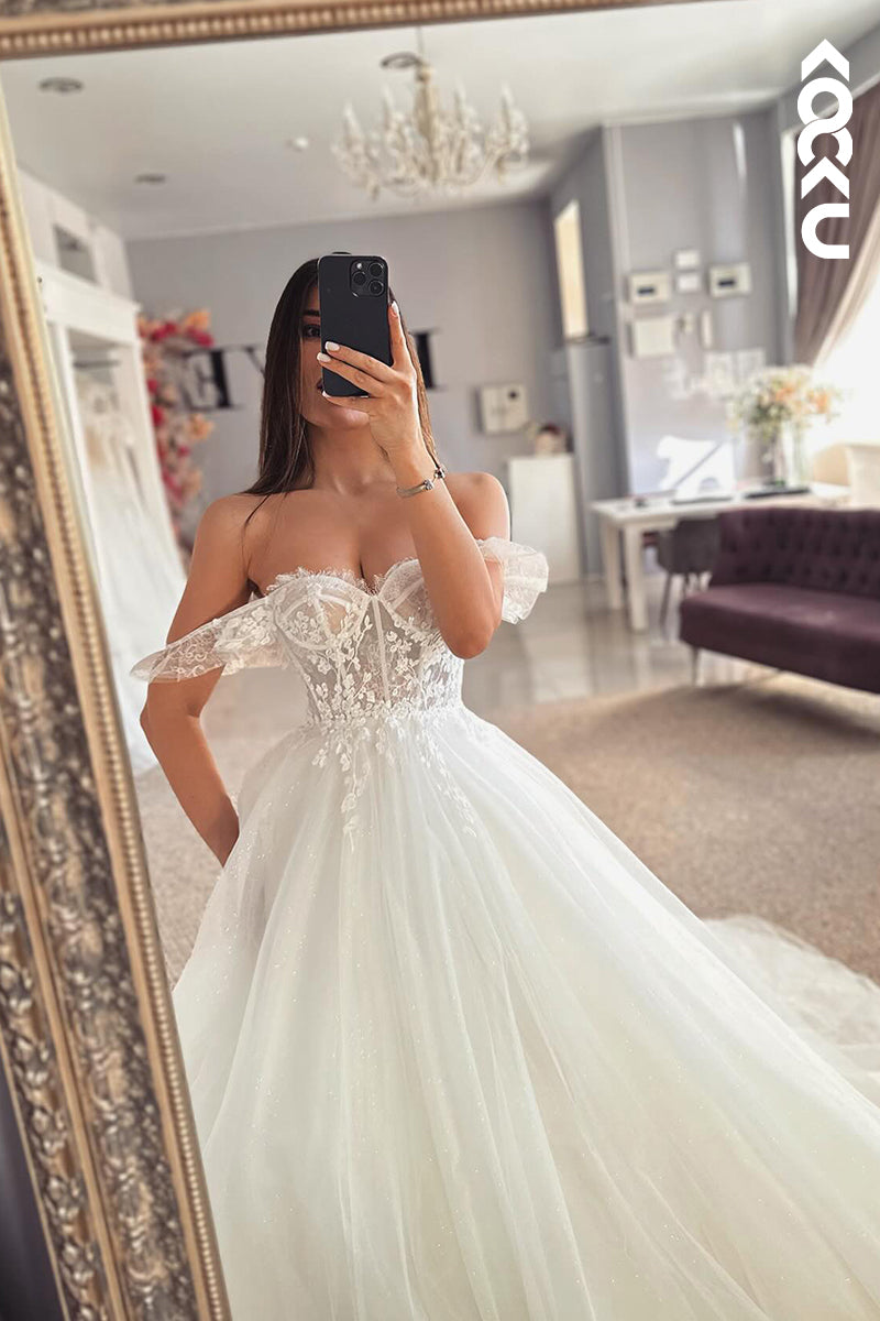 K2069 - Couture & Ornate Off-Shoulder Cap Sleeves Applique Tulle Wedding Dress