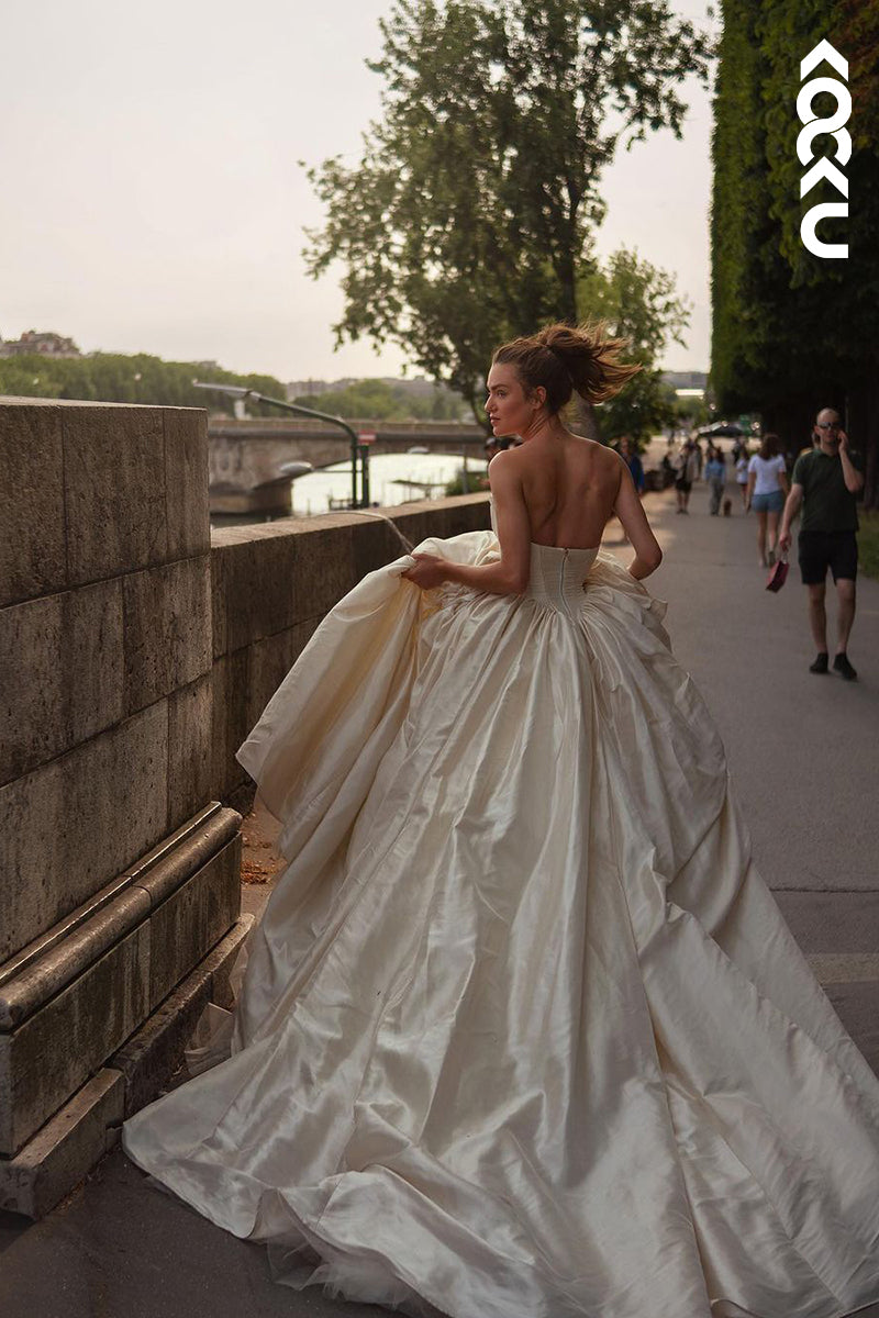 K1947 - Elegant & Luxurious Off-Shoulder Sleeveless Ballgown A-line Satin Wedding Dress