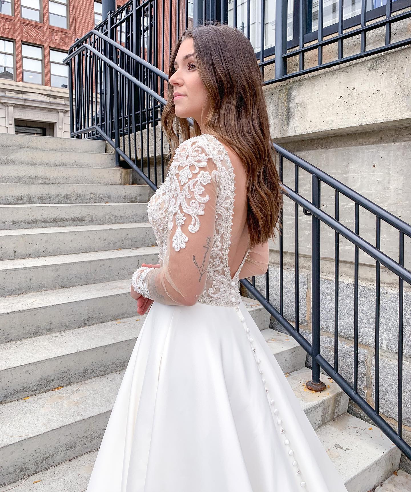 Long Sleeves V-Neck Wedding Dress Open Back Lace WIth Buttons