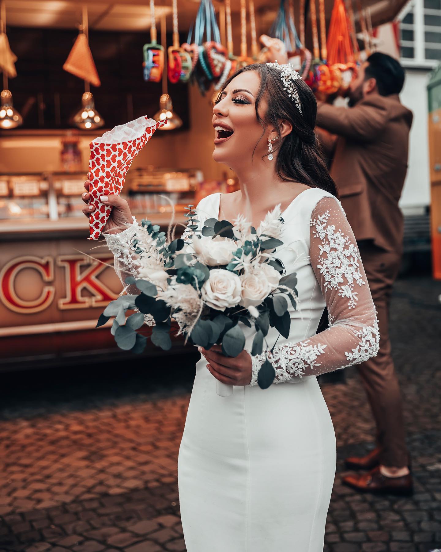 Long Sleeves White Wedding Dress Mermaid Lace