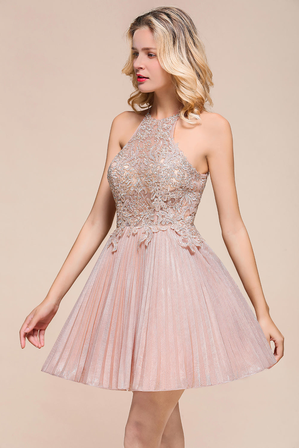 Lovely Halter Lace Short Prom Dress Sleeveless Mini Party Gowns