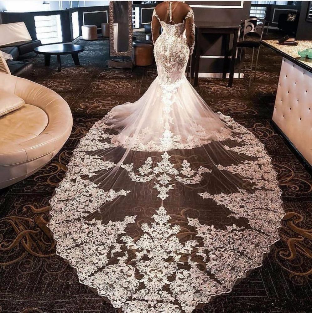 Luxurious Long Sleevess Beading Appliques Rhinestones Mermaid Wedding Dress with Sweep Train