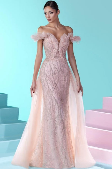 Luxurious Pink Off-the-Shoulder Long Mermaid Lace Prom Gown with Glittering Details