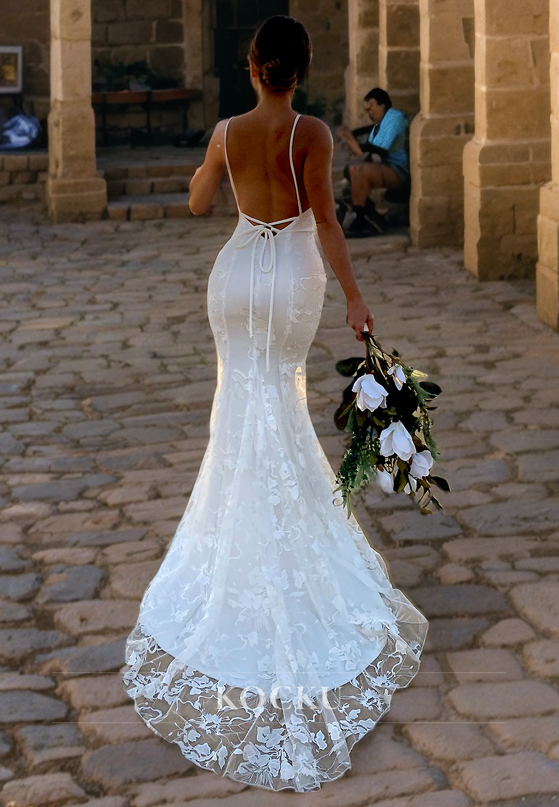 Classic & Elegant  Mermaid V-Neck Lace Wedding Dress with Train Bridal Dress