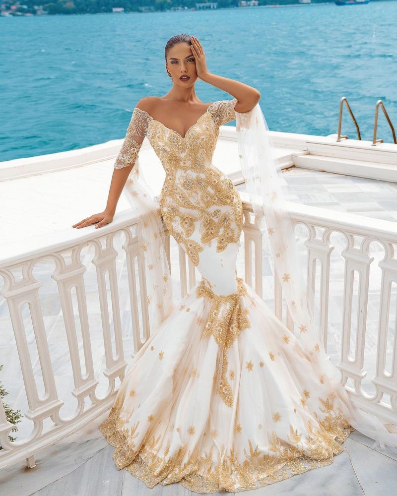 Mermaid Bridal Gowns Gold Appliques Half Sleeve Cape