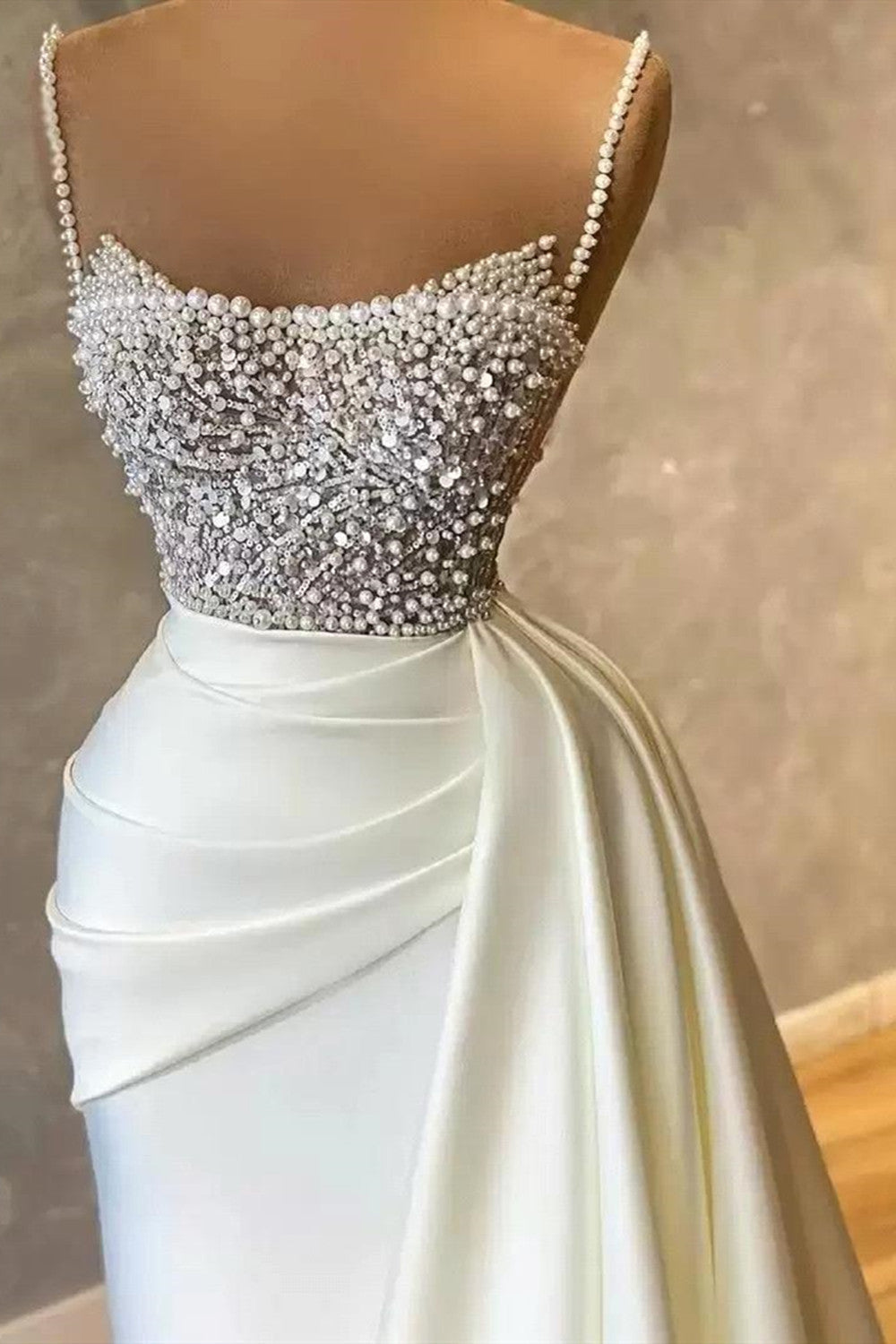 Mermaid Sequins Pearls Prom Dress Sleeveless Evening Maxi Dress With Pearl