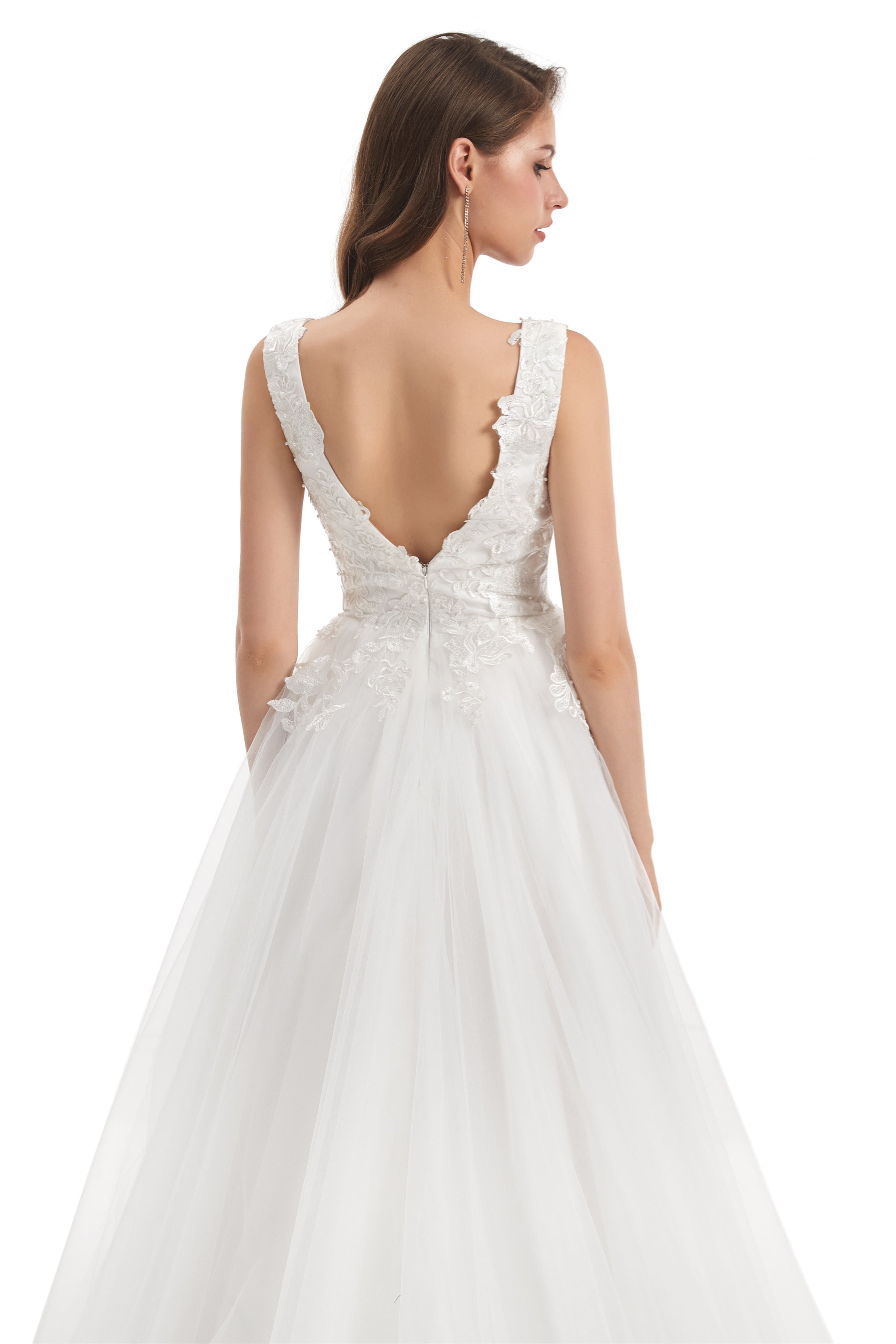 Mermaid V-neck Floor-length Sleeveless Backless Appliques Lace Wedding Dress