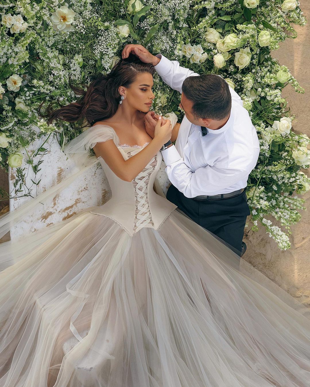 Modern Long Off-the-Shoulder A-Line Tulle Corset Wedding Dress