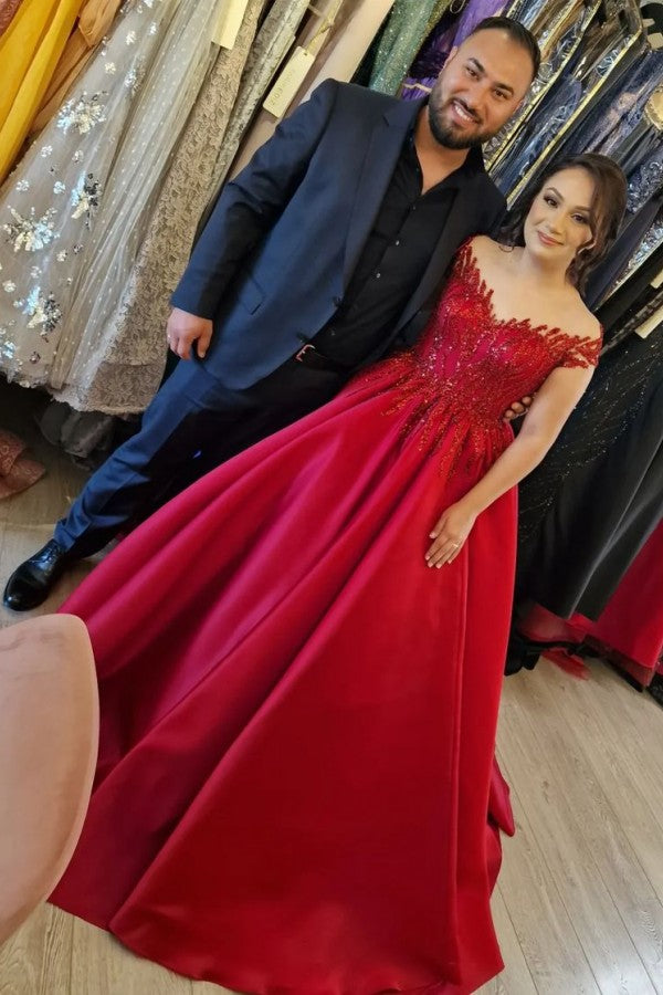 Off-the-Shoulder Burgundy Prom Dress Ball Gown With Appliques