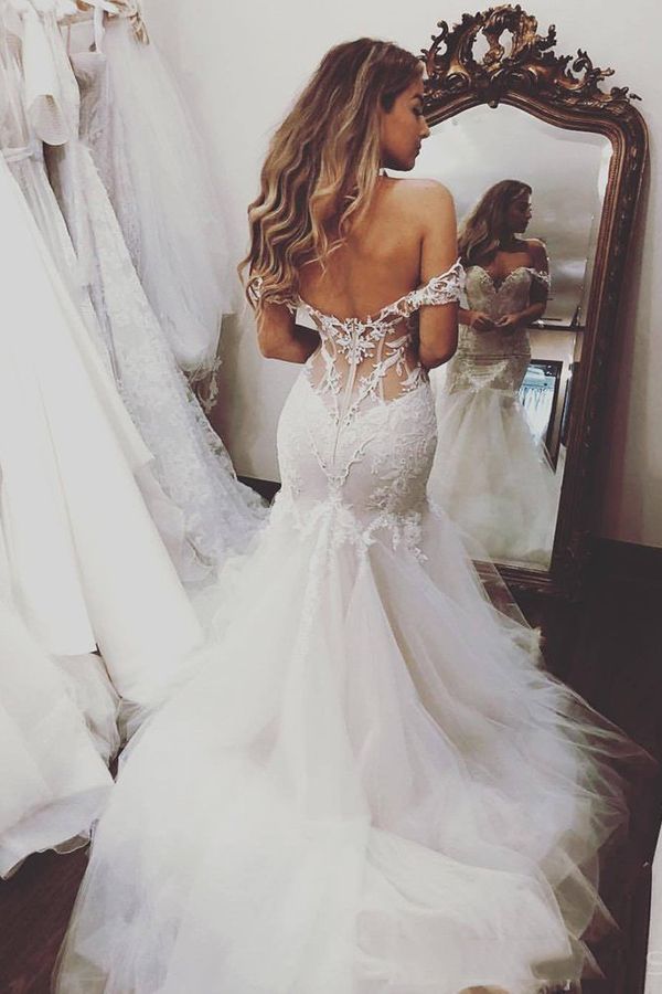 Off-the-Shoulder Mermaid Wedding Dress Tulle With Lace Appliques