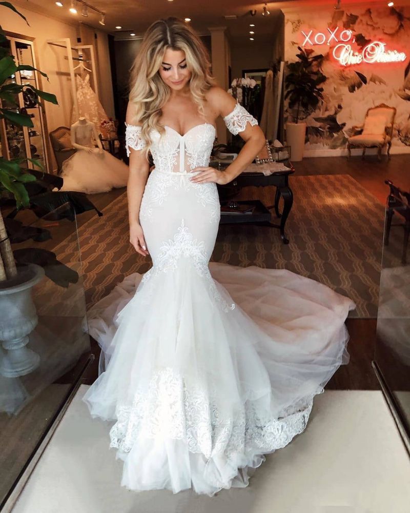 Off the Shoulder Puffy Tulle Wedding Dress Mermaid Appliques Sweep Train Bridal Gowns