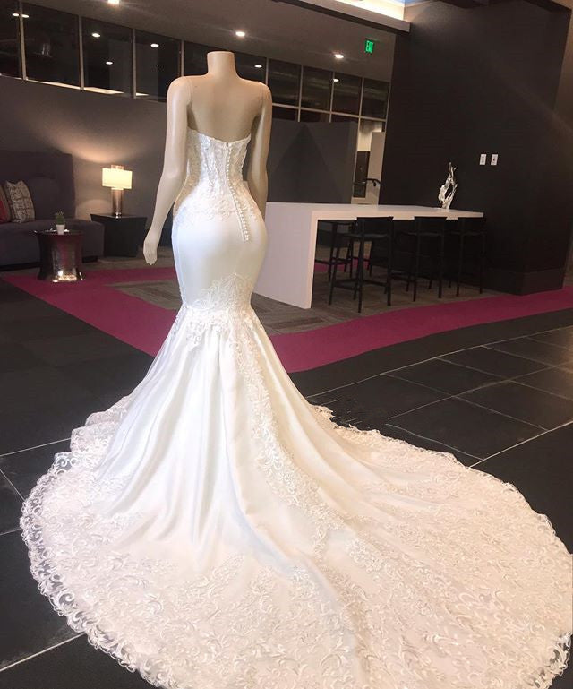 Sexy Sweetheart Mermaid Lace Wedding Dresses With Appliques Satin Ruffles Bridal Gowns