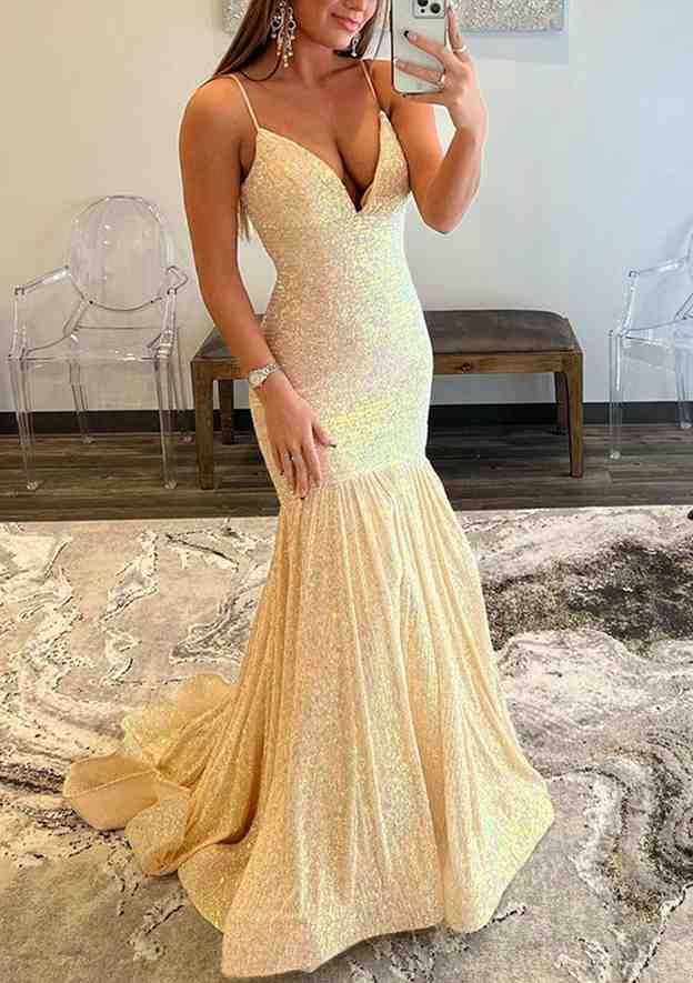 Shine Bright in Sequined Trumpet/Mermaid V-Neck Prom Dress/Evening Dress