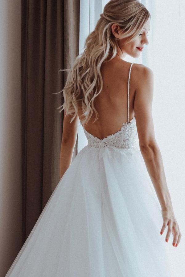 Spaghetti-Straps Lace Wedding Dress Tulle Sleeveless Backless