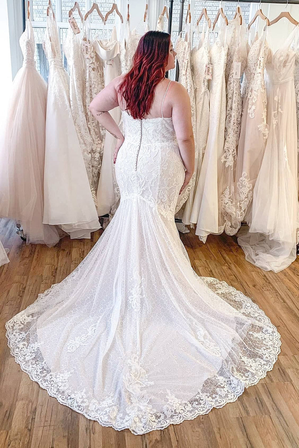 Spaghetti-Straps Plus Size Wedding Dress Lace Mermaid Sleeveless