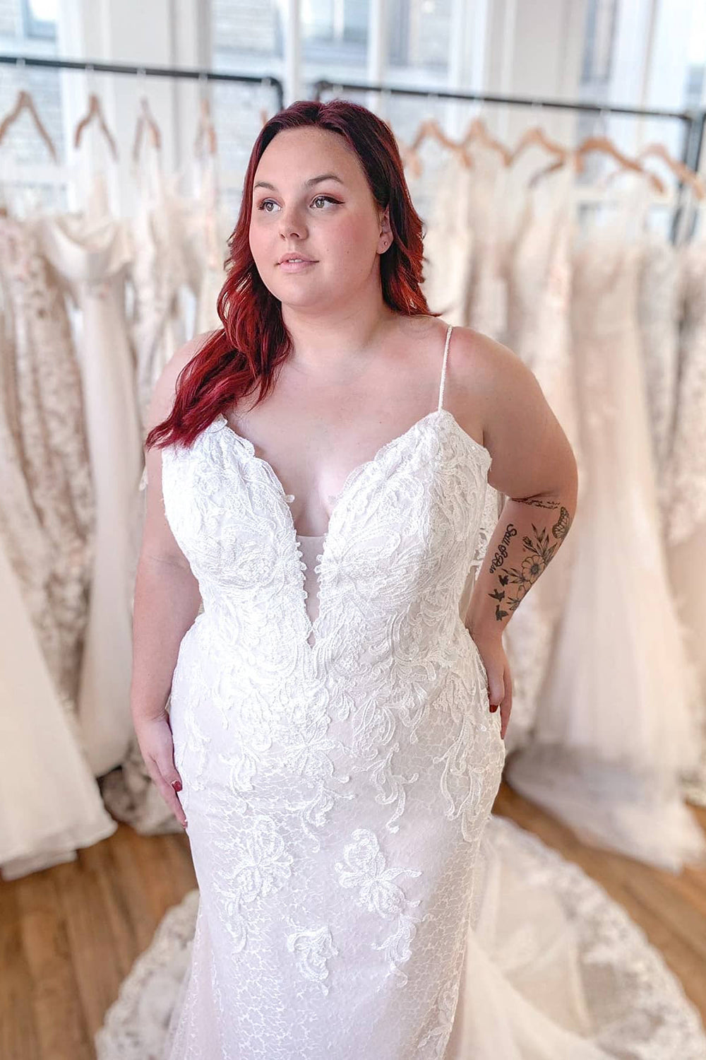 Spaghetti-Straps Plus Size Wedding Dress Lace Mermaid Sleeveless