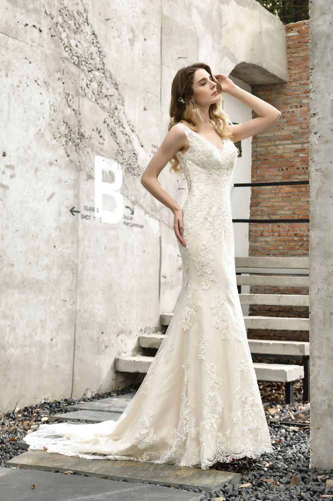 Stunning Sleeveless Fit and flare Lace Open Back Summer Beach Wedding Dress