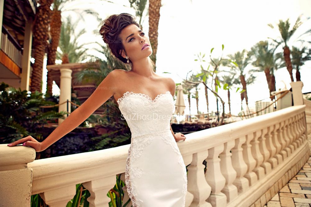 Sweetheart White Lace Wedding Dresses Mermaid Zipper Sleeveless Bridal Dresses