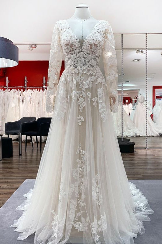 Tulle Ivory Long Sleeves Lace Appliques Wedding Dresses Long