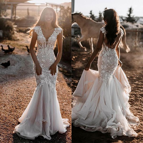 V-Neck Cap Sleeves Wedding Dress Mermaid With Appliques