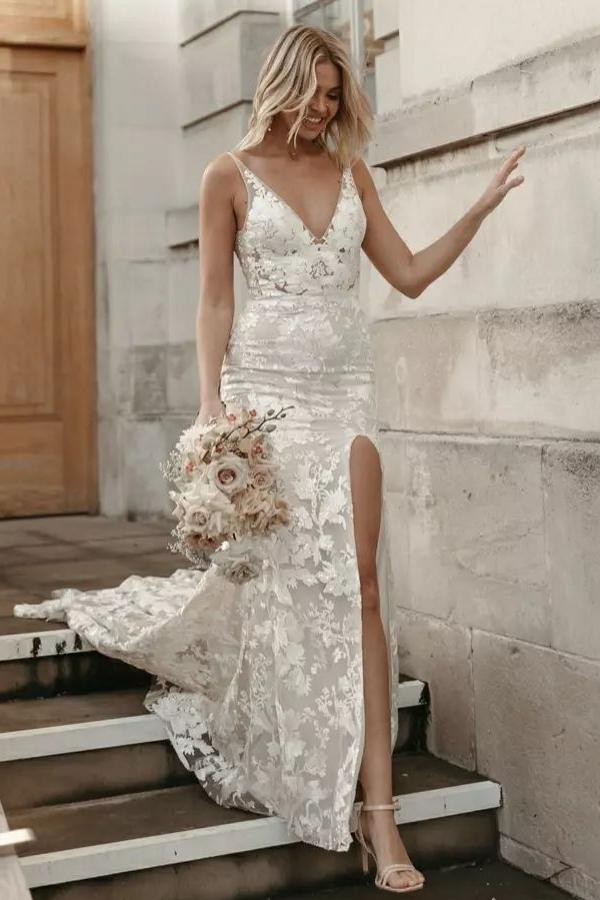 V-Neck Sleeveless Wedding Dress Mermaid Lace With Split