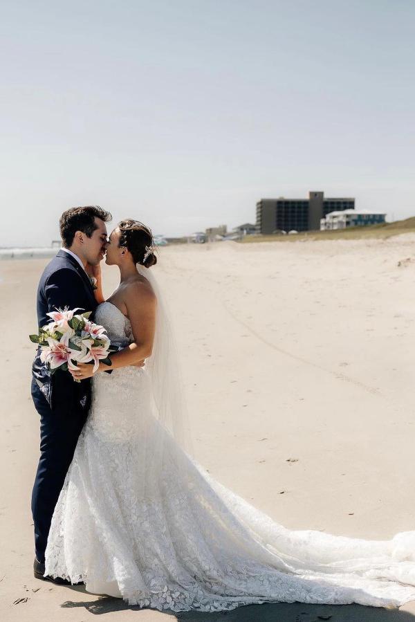 White Strapless Wedding Dresses Mermaid Lace Appliques