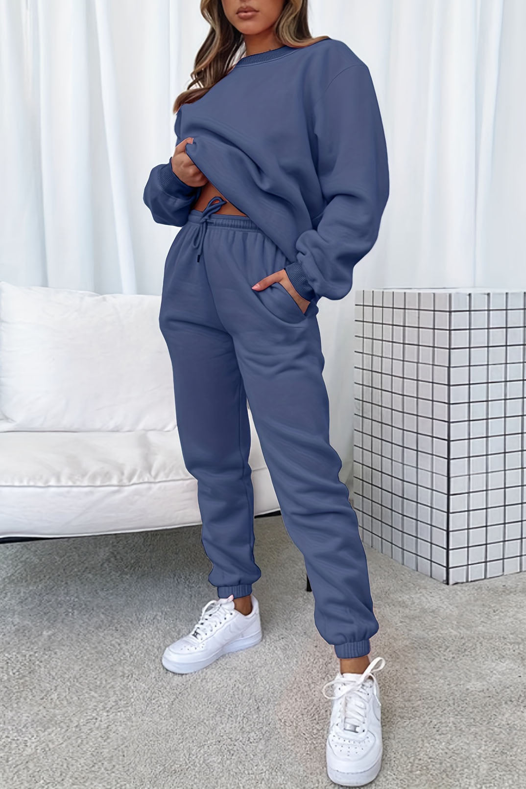 Crew Neck Sweatshirt & Drawstring Waist Jogger Two-piece Set